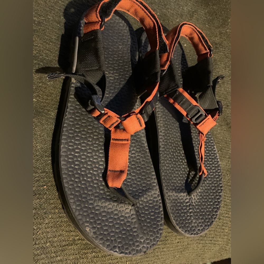 Bedrock Sandals - women’s size 11
